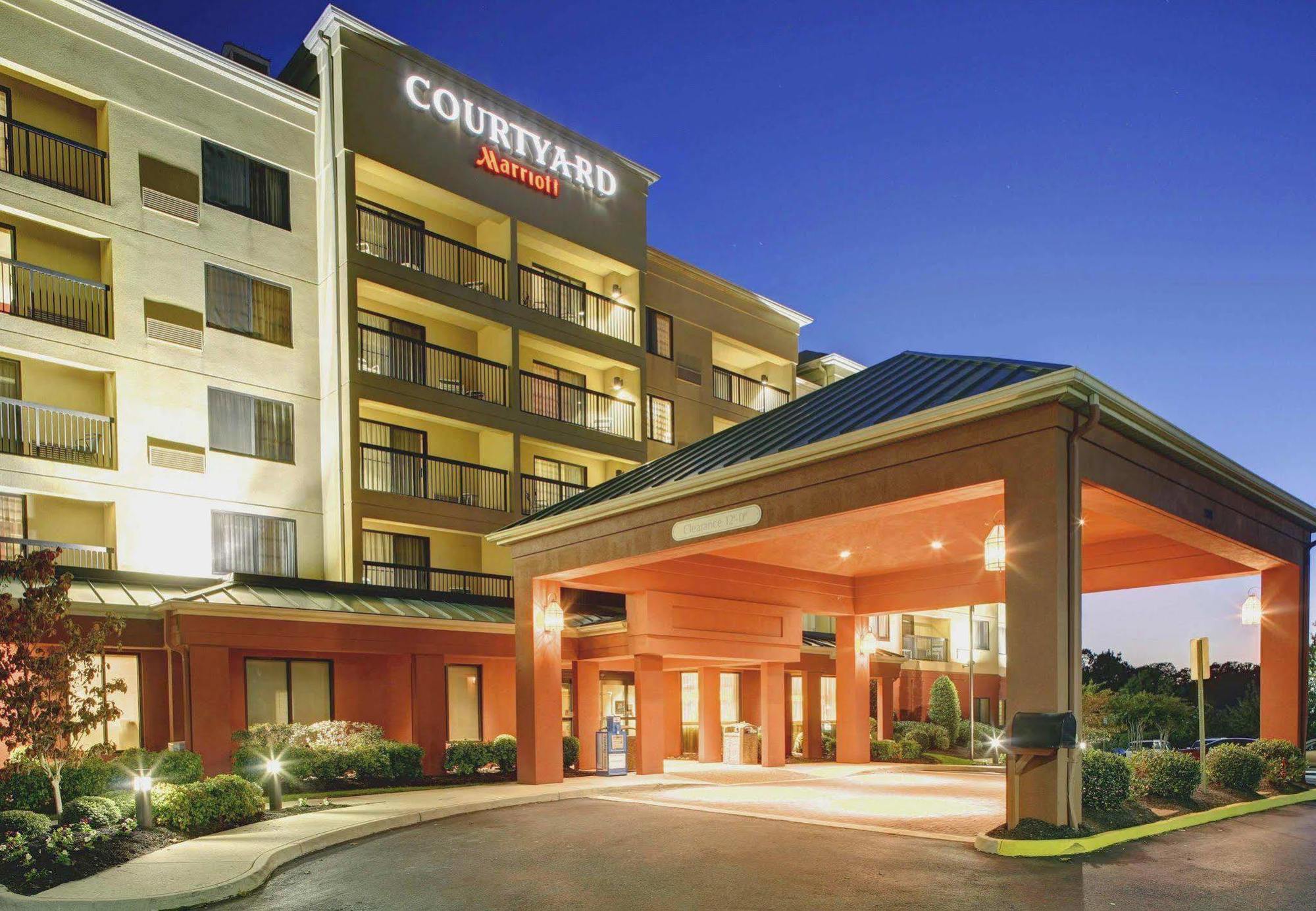 Courtyard Richmond Chester Εξωτερικό φωτογραφία